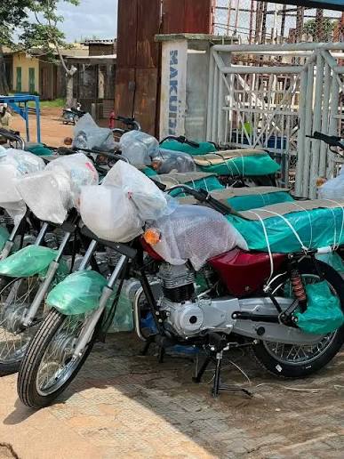 Bajaj Boxer